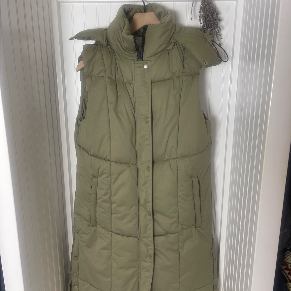 AVEC Quilted Sleeveless Puffer Vest - Olive Green